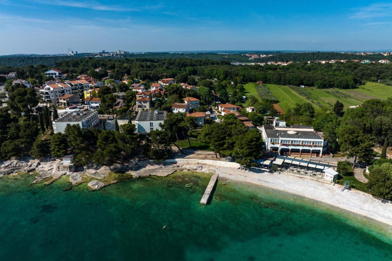Apartment Axelle 50 Meters To The Beach Banjole Extérieur photo